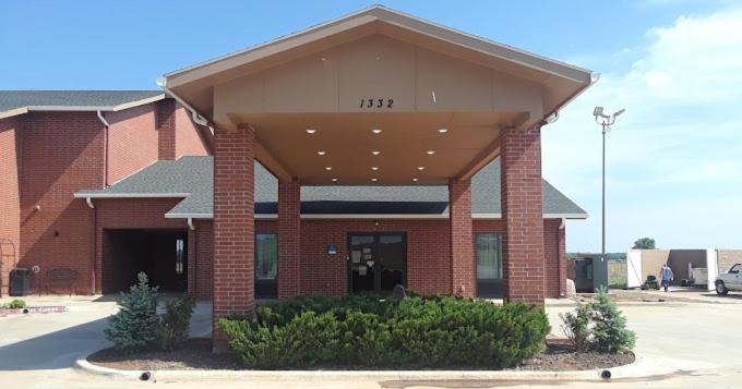 Days Inn By Wyndham Alva Exterior photo
